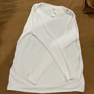 Brand New white Gap lightweight sweater